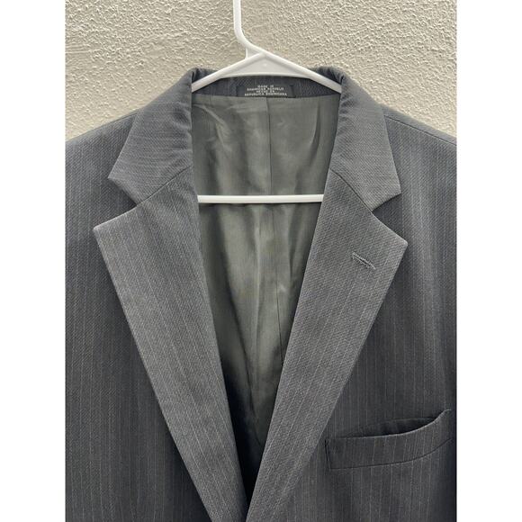Cross & Winsor Mens Suit Coat 42R Gray Pinstripe Two Button Up Single Breasted - Picture 2 of 16